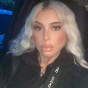 Meet your Posher, Gigi